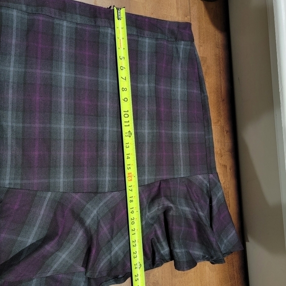 Ashley Stewart Purple Plaid skirt Ruffles peplum at Bottom Hem Size 18W - Picture 9 of 16
